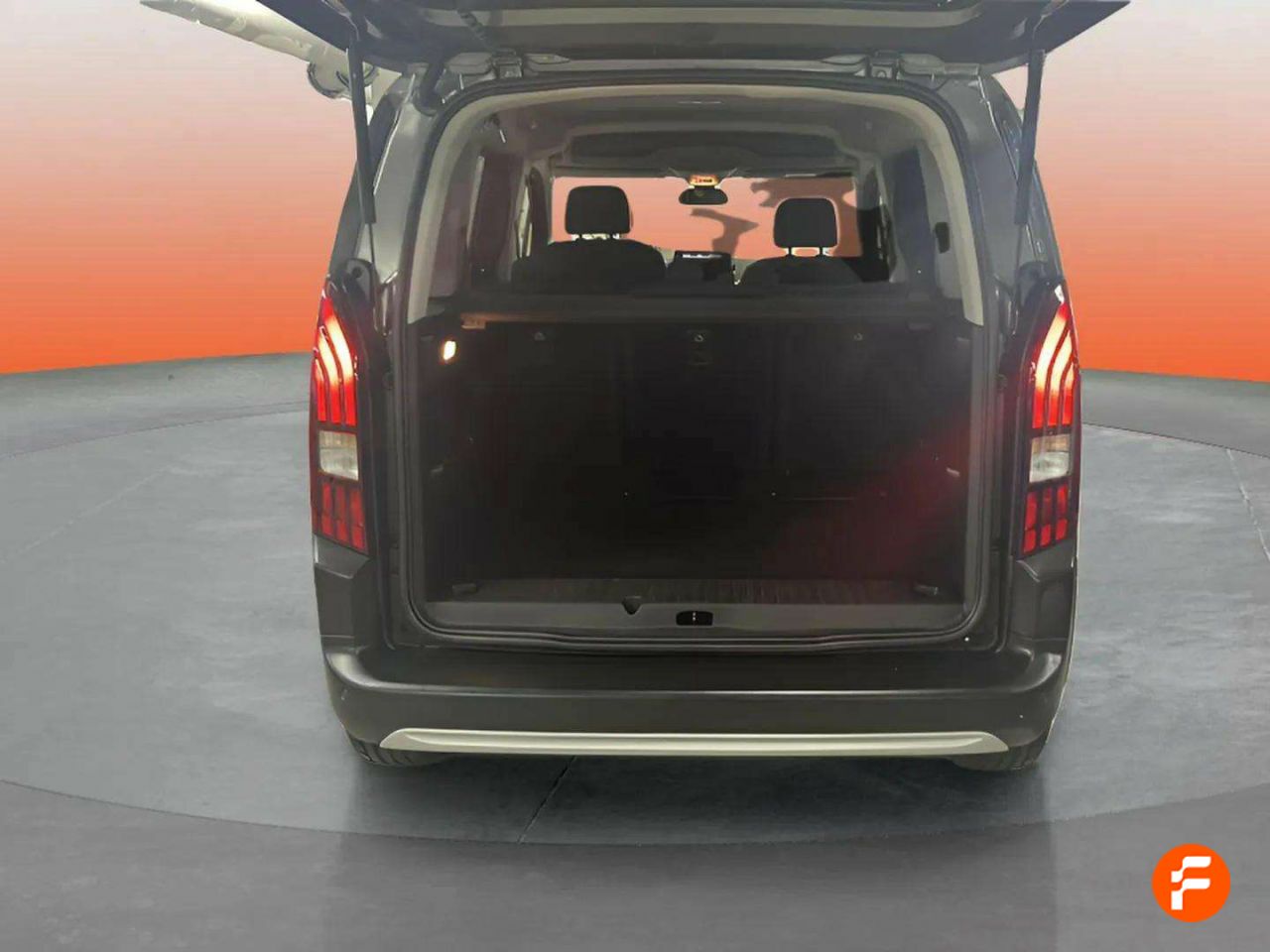 Foto Peugeot Rifter 15