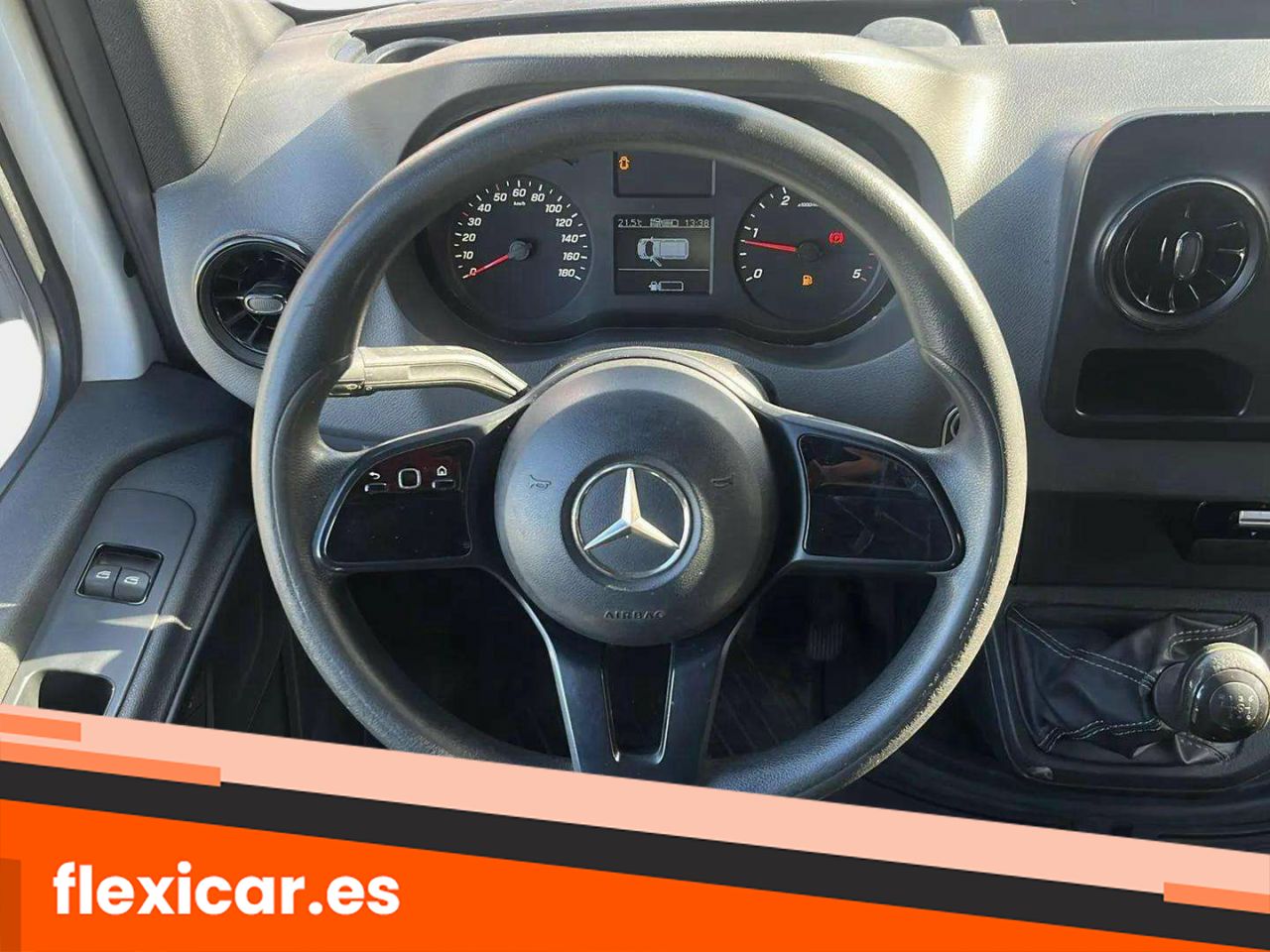 Foto Mercedes-Benz Sprinter 12