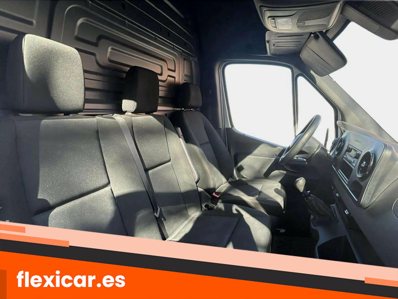 Foto Mercedes-Benz Sprinter 16