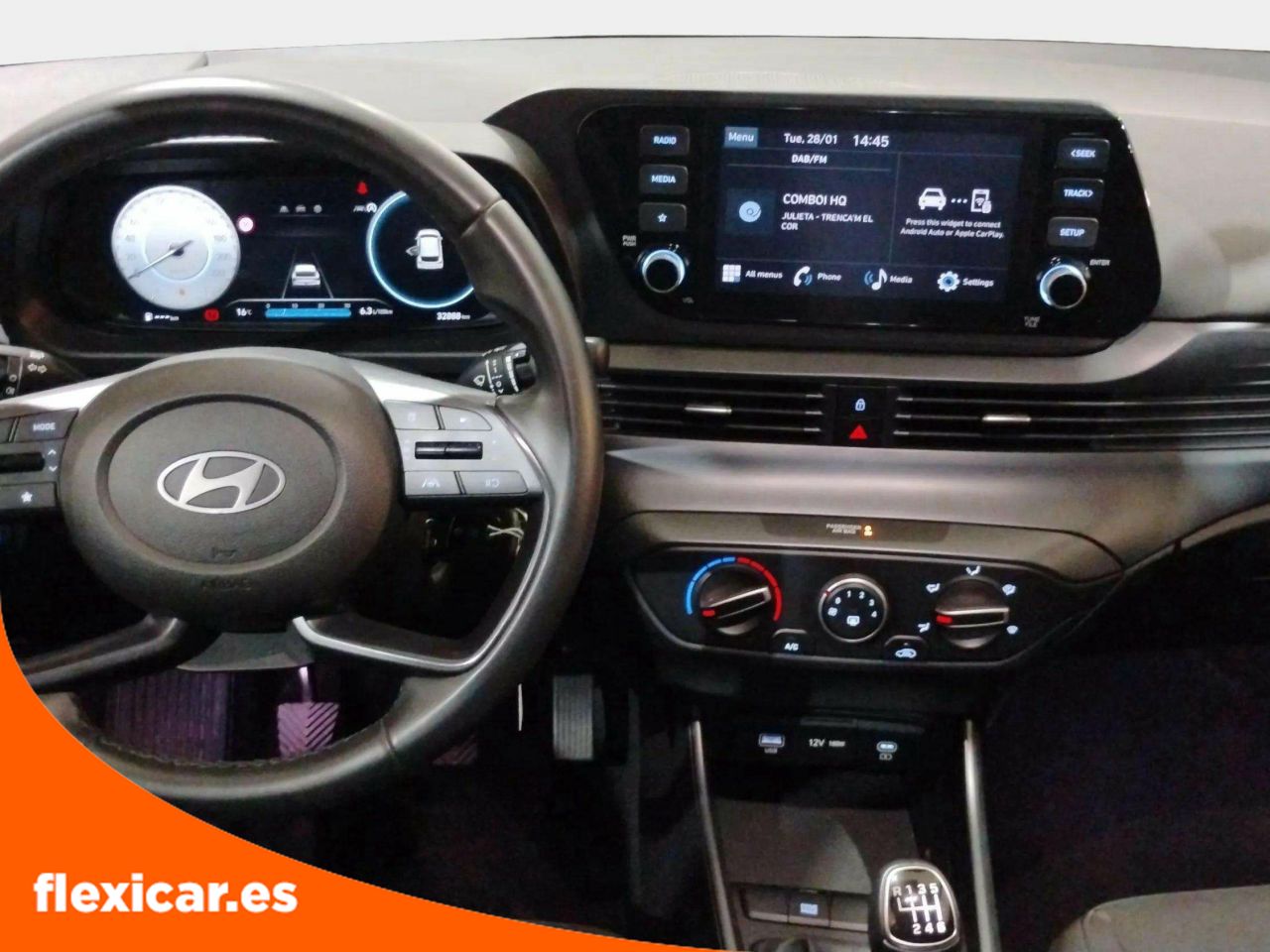 Foto Hyundai i20 4