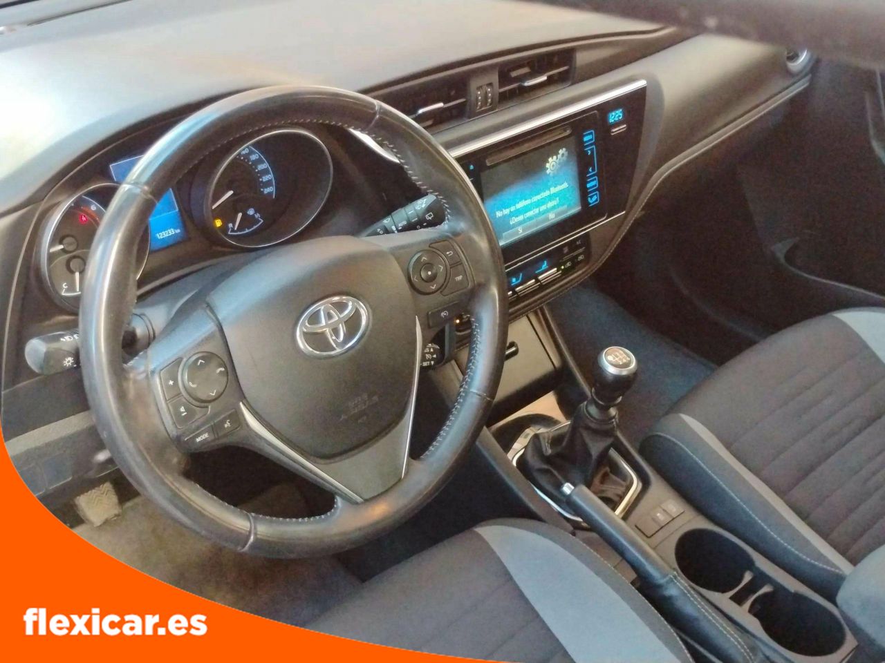 Foto Toyota Auris 14