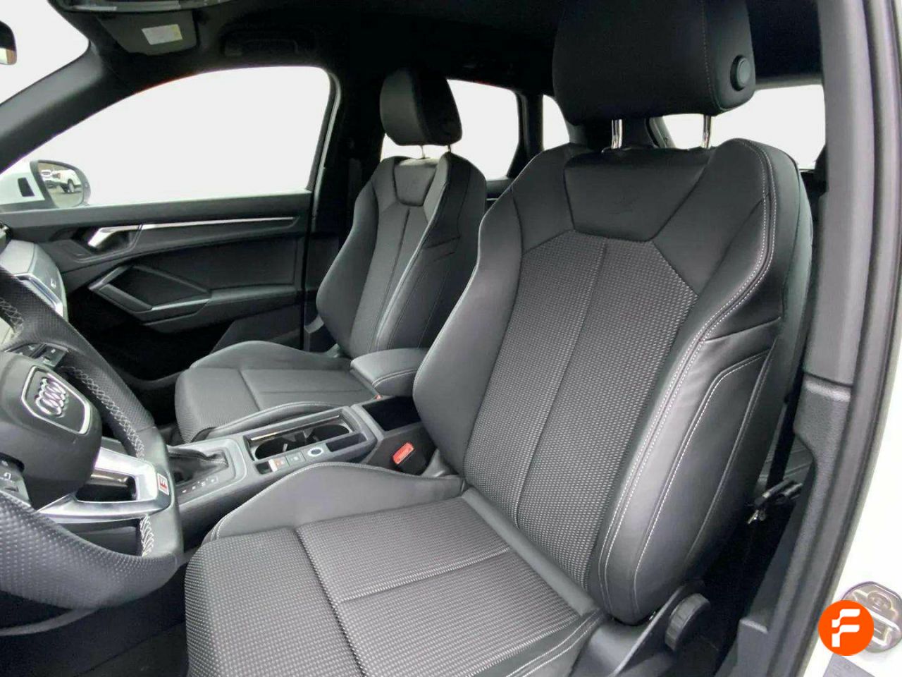 Foto Audi Q3 12
