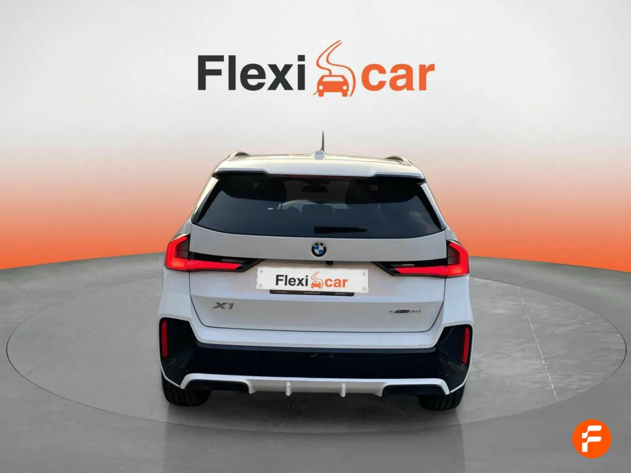 Foto BMW X1 9