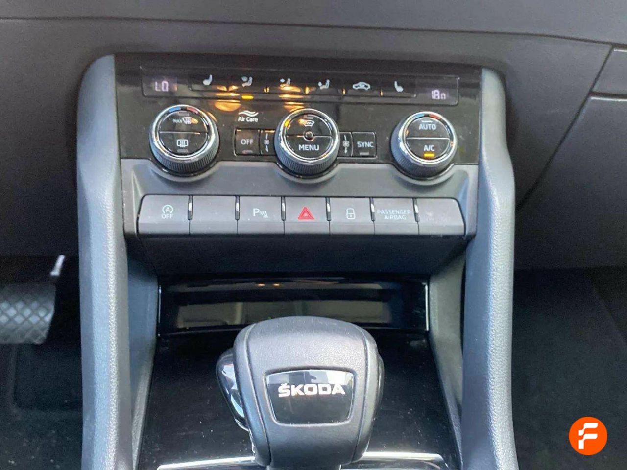 Foto Skoda Karoq 16