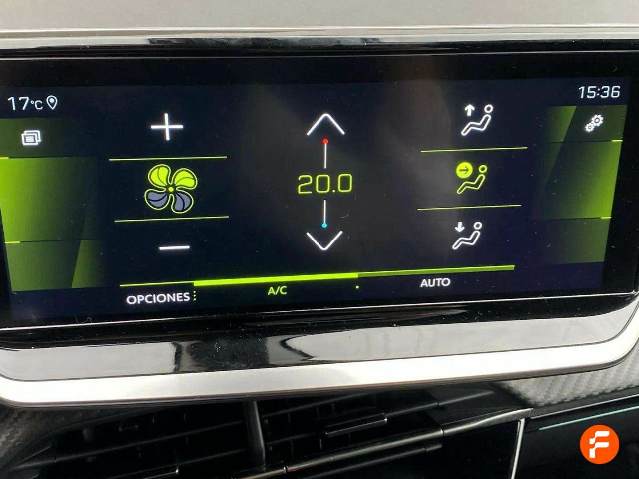 Foto Peugeot 2008 28