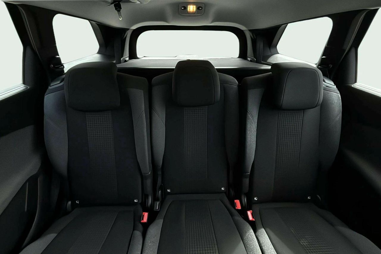 Foto Peugeot 5008 18