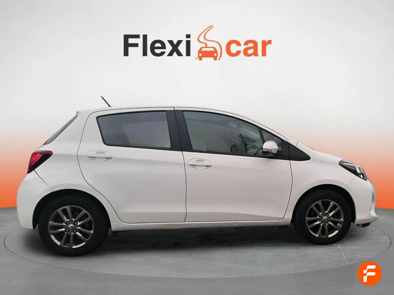 Foto Toyota Yaris 9
