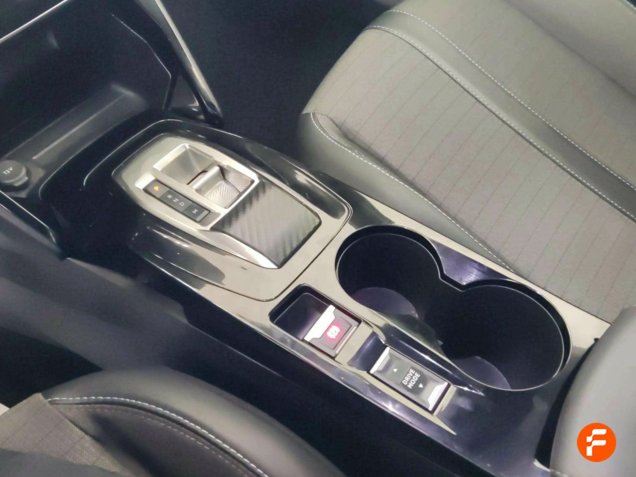 Foto Peugeot 2008 18