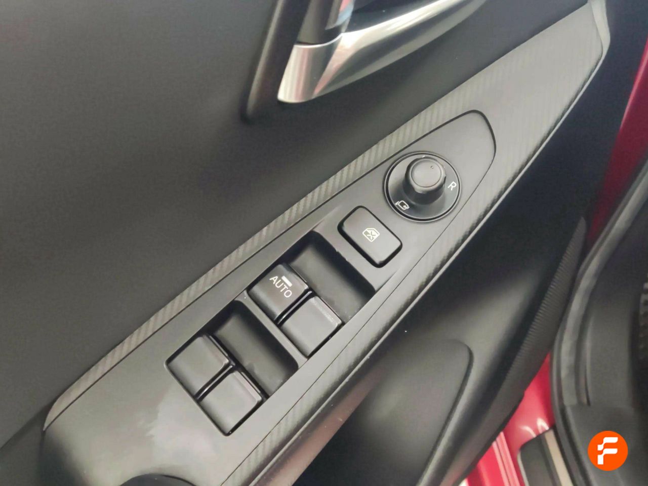 Foto Mazda Mazda2 21