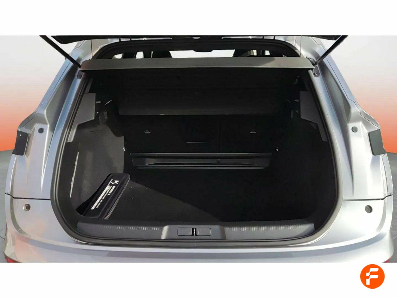 Foto DS Automobiles DS 7 10