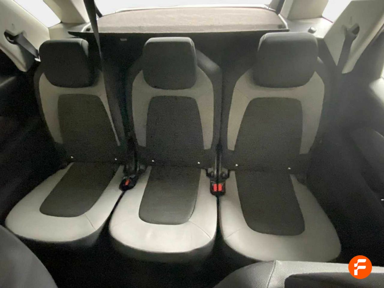 Foto Citroën C4 Picasso 16