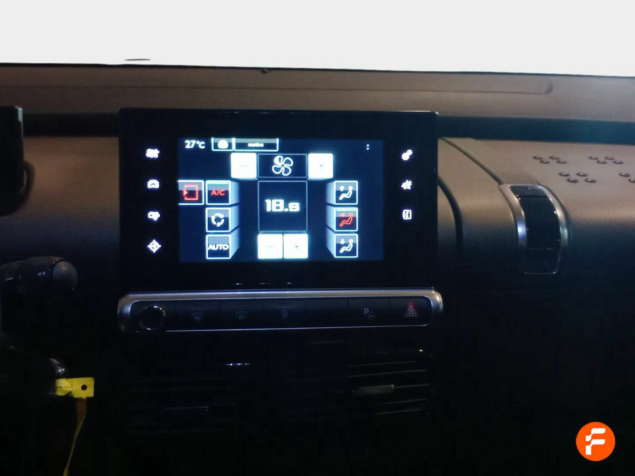 Foto Citroën C4 Cactus 15