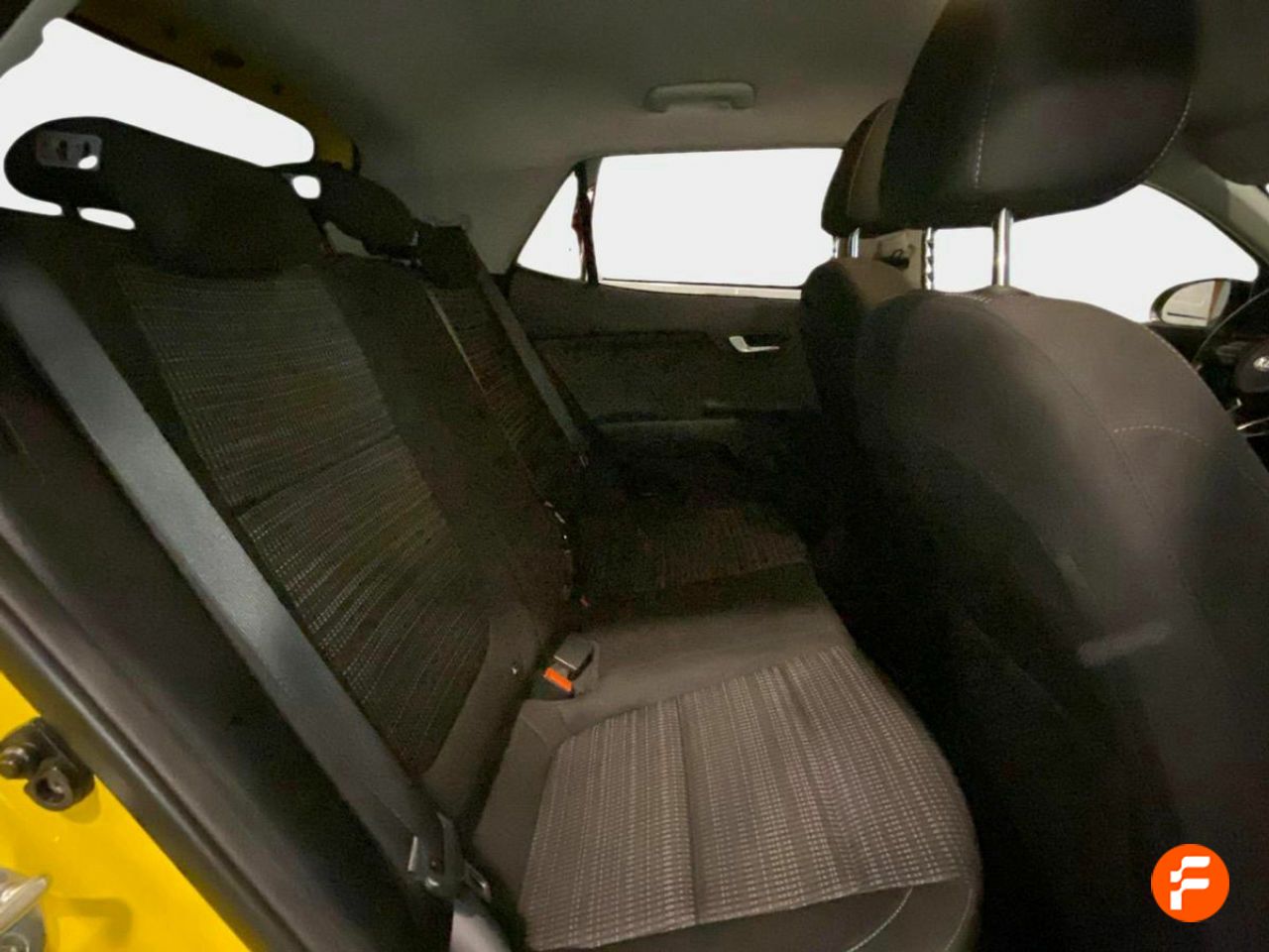 Foto Kia Stonic 10