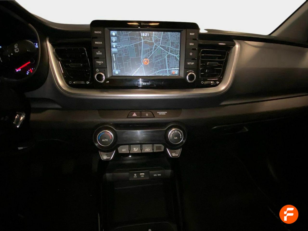 Foto Kia Stonic 12