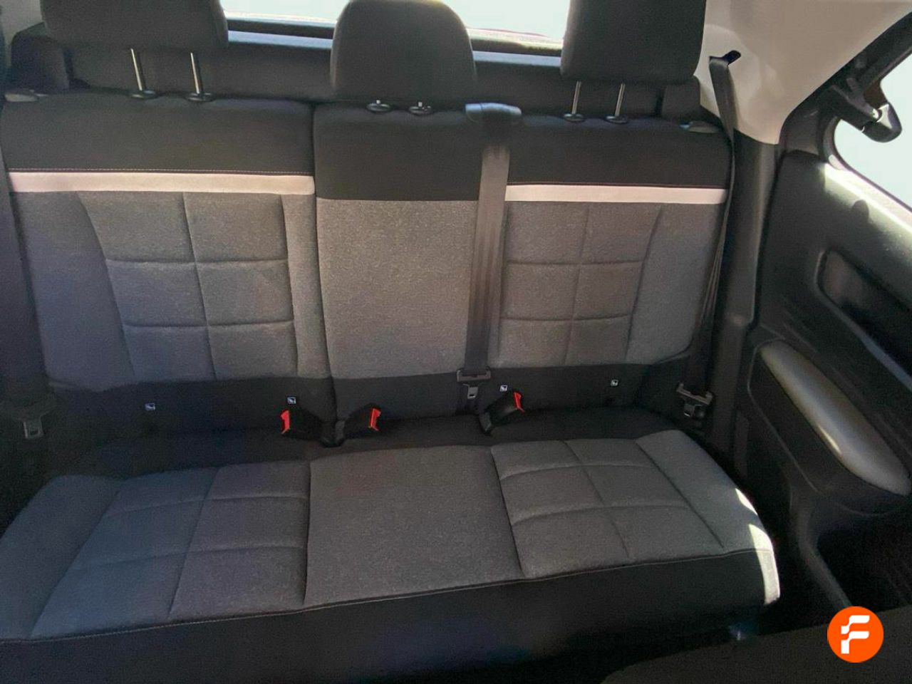 Foto Citroën C4 Cactus 11