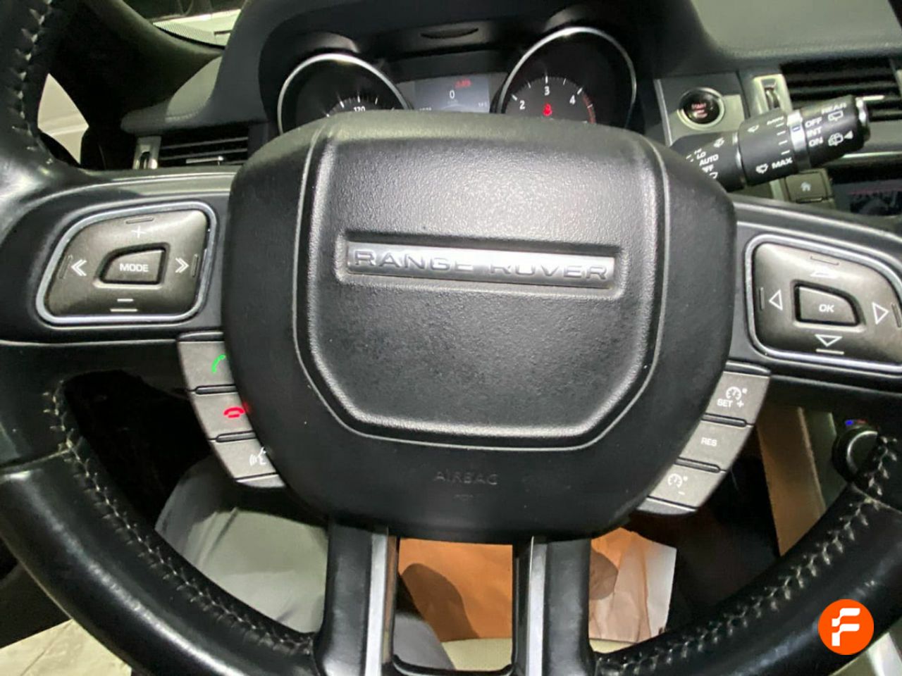 Foto Land-Rover Range Rover Evoque 15