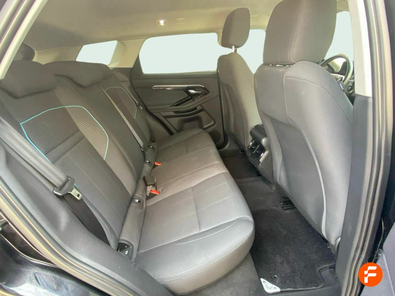Foto Land-Rover Range Rover Evoque 12