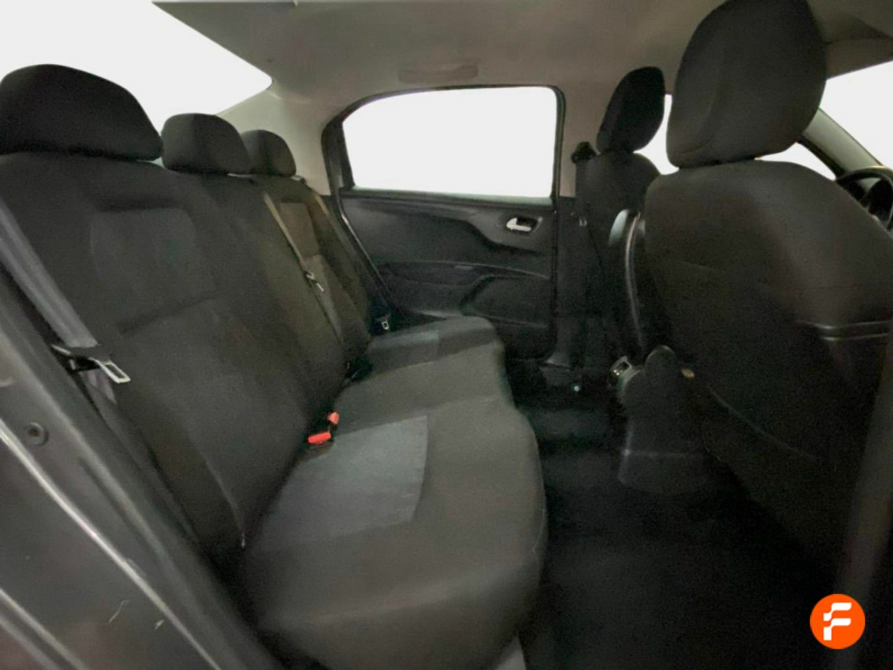 Foto Citroën C-Elysèe 9
