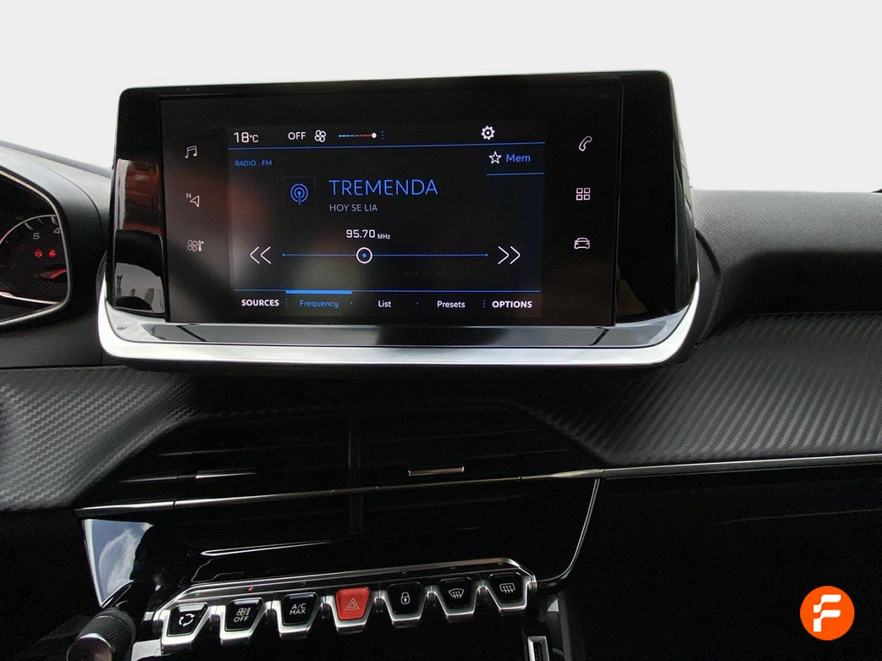 Foto Peugeot 208 14