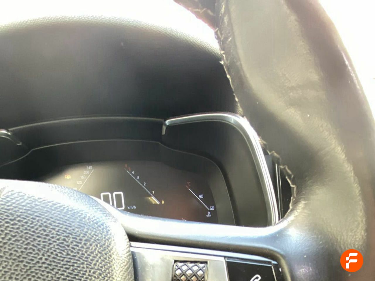 Foto DS Automobiles DS 7 17