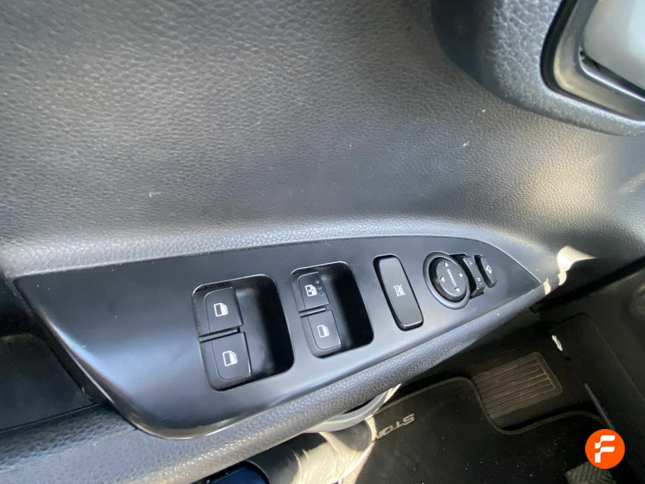 Foto Kia Stonic 9