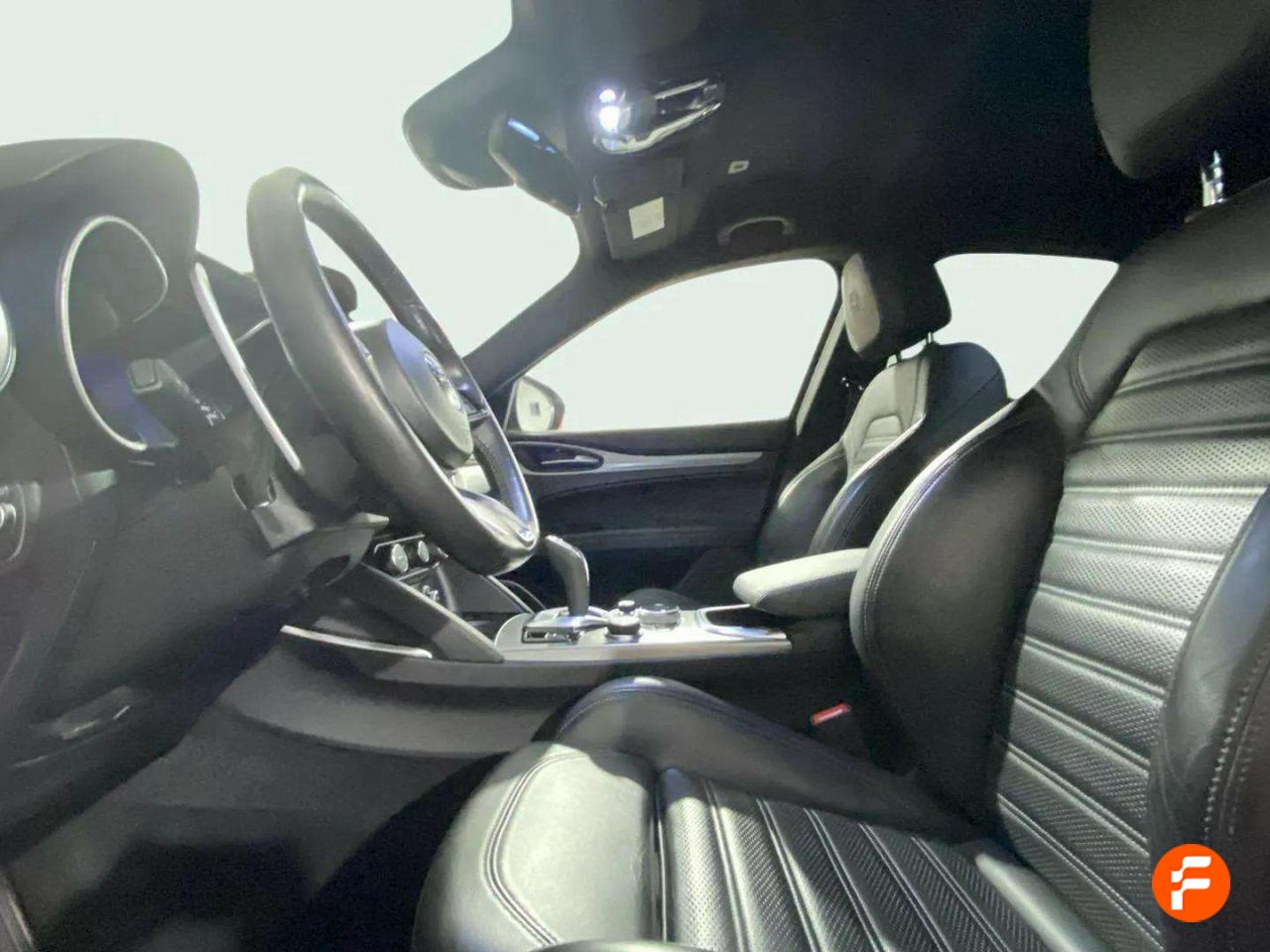 Foto Alfa Romeo Stelvio 14
