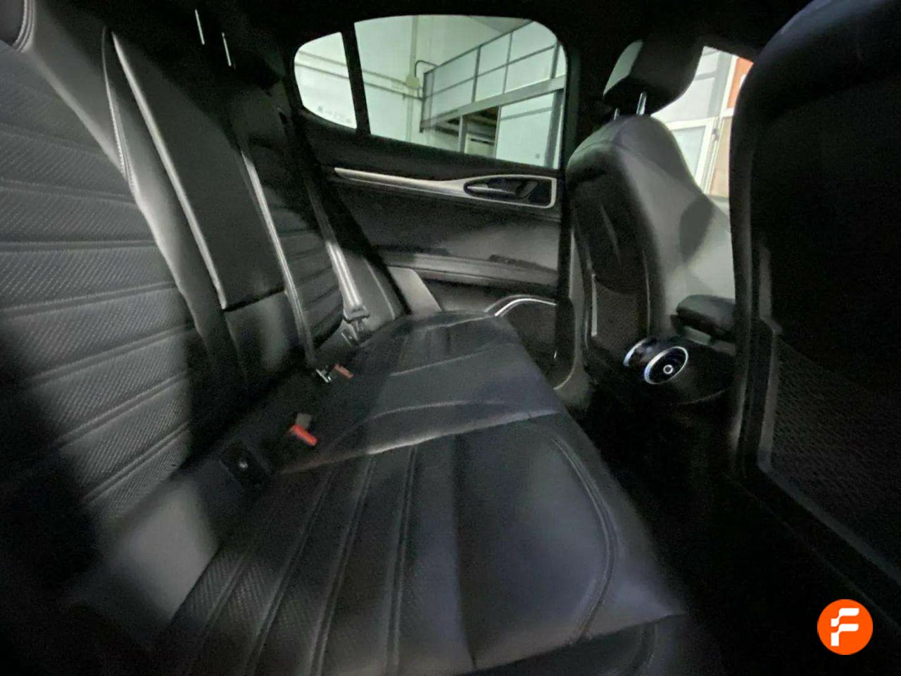 Foto Alfa Romeo Stelvio 20