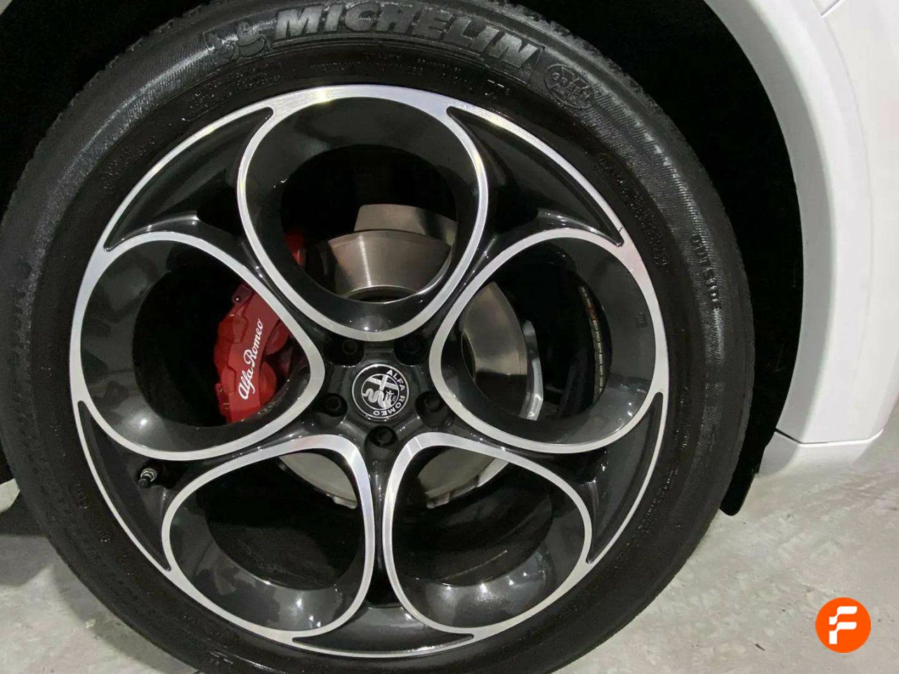 Foto Alfa Romeo Stelvio 24