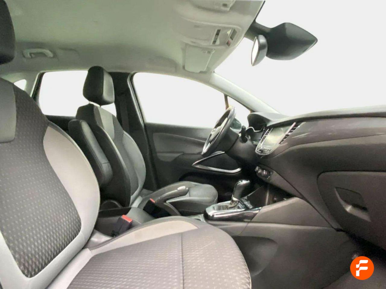 Foto Opel Crossland X 15