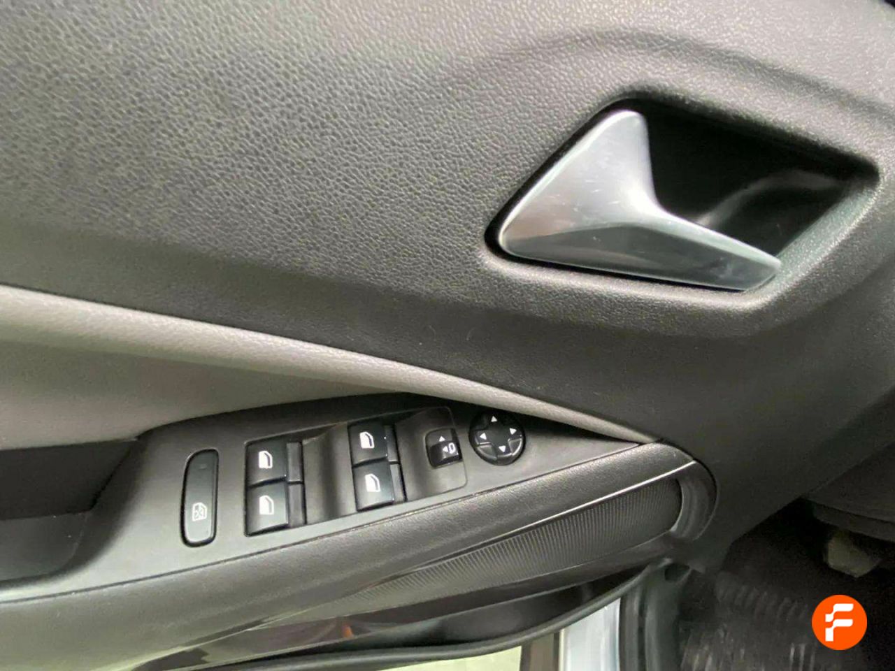 Foto Opel Crossland X 21