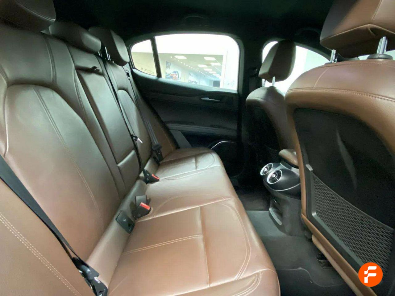 Foto Alfa Romeo Stelvio 18