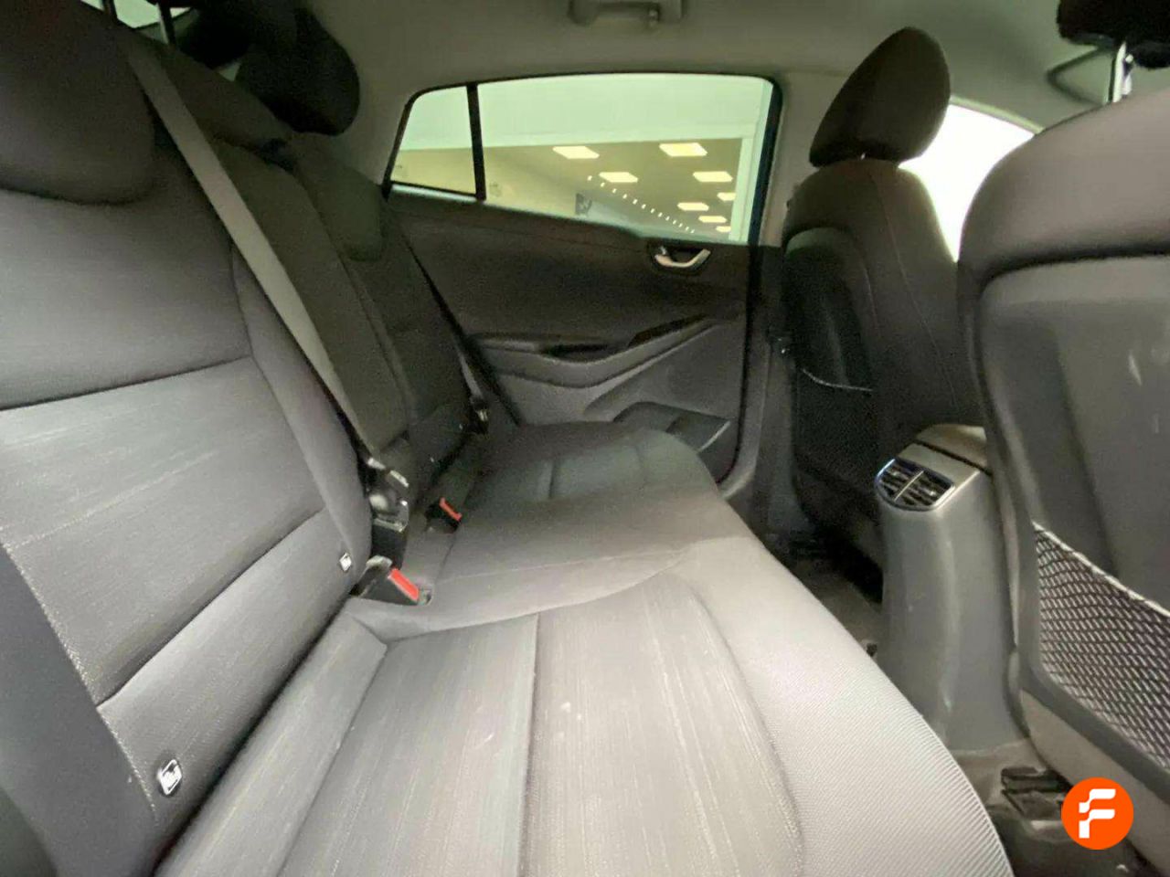 Foto Hyundai IONIQ 18