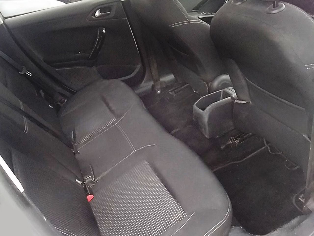 Foto Peugeot 208 9