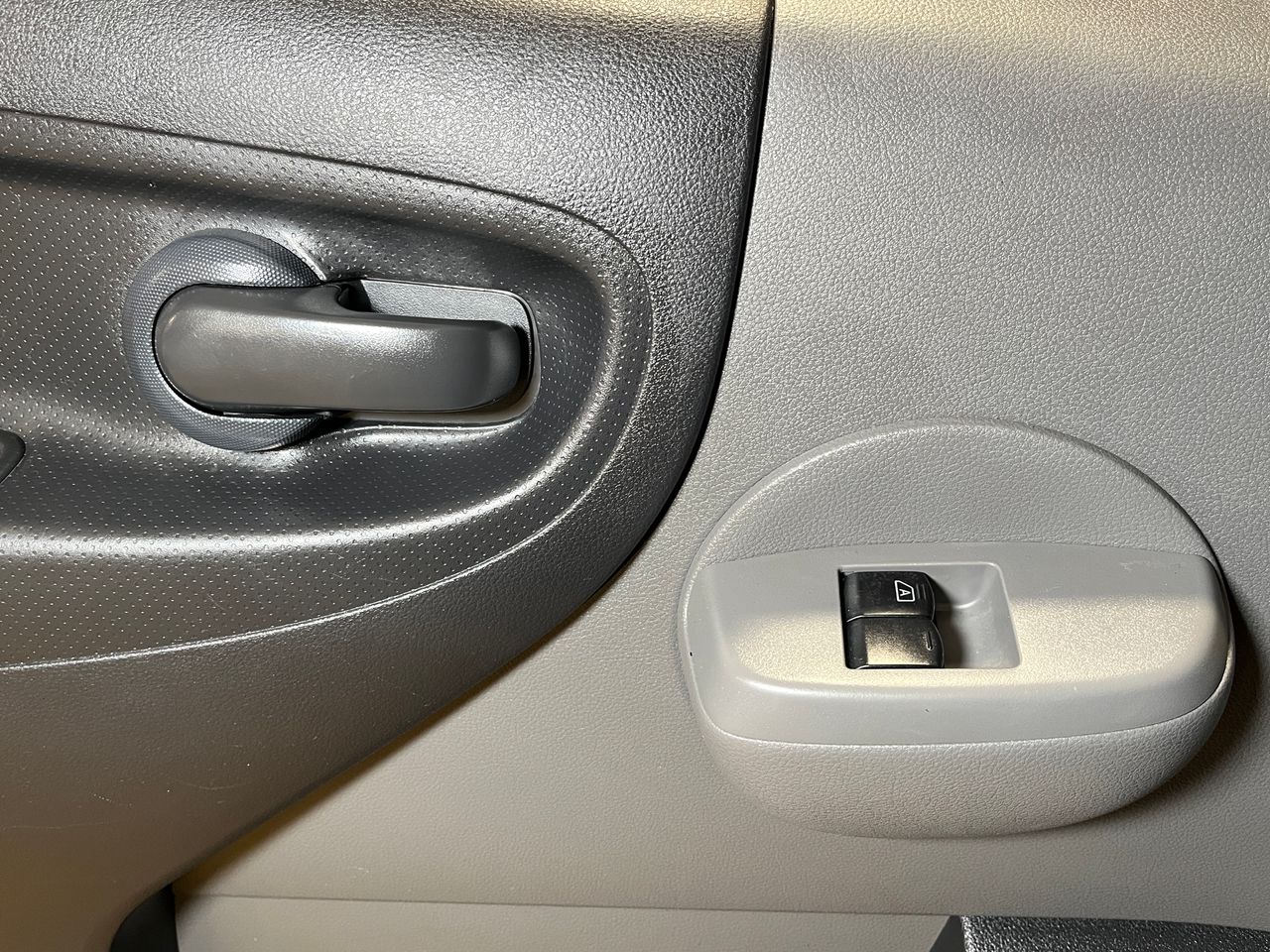 Foto Nissan NV200 23