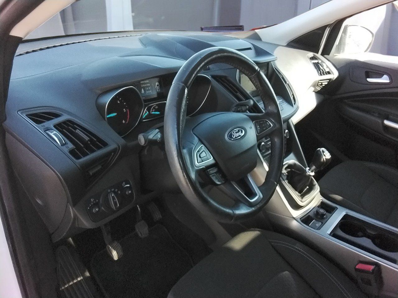 Foto Ford Kuga 8