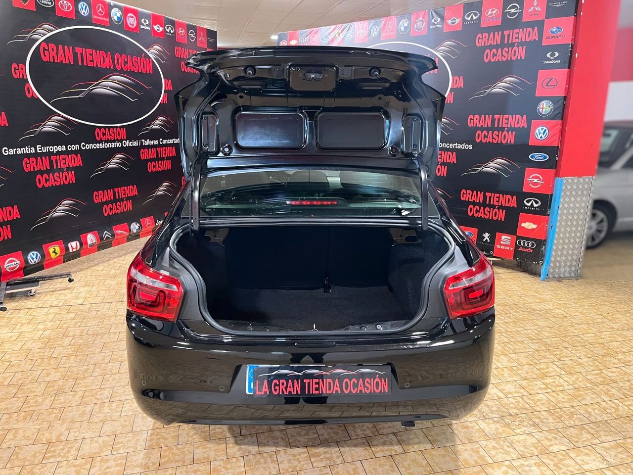 Foto Citroën C-Elysèe 6