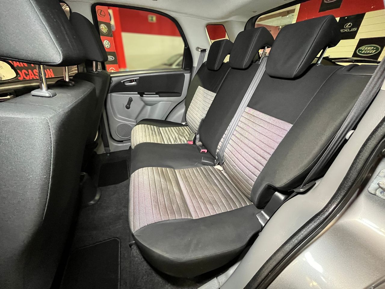 Foto Suzuki SX4 27