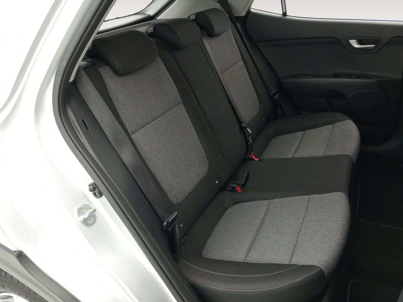 Foto Kia Stonic 9