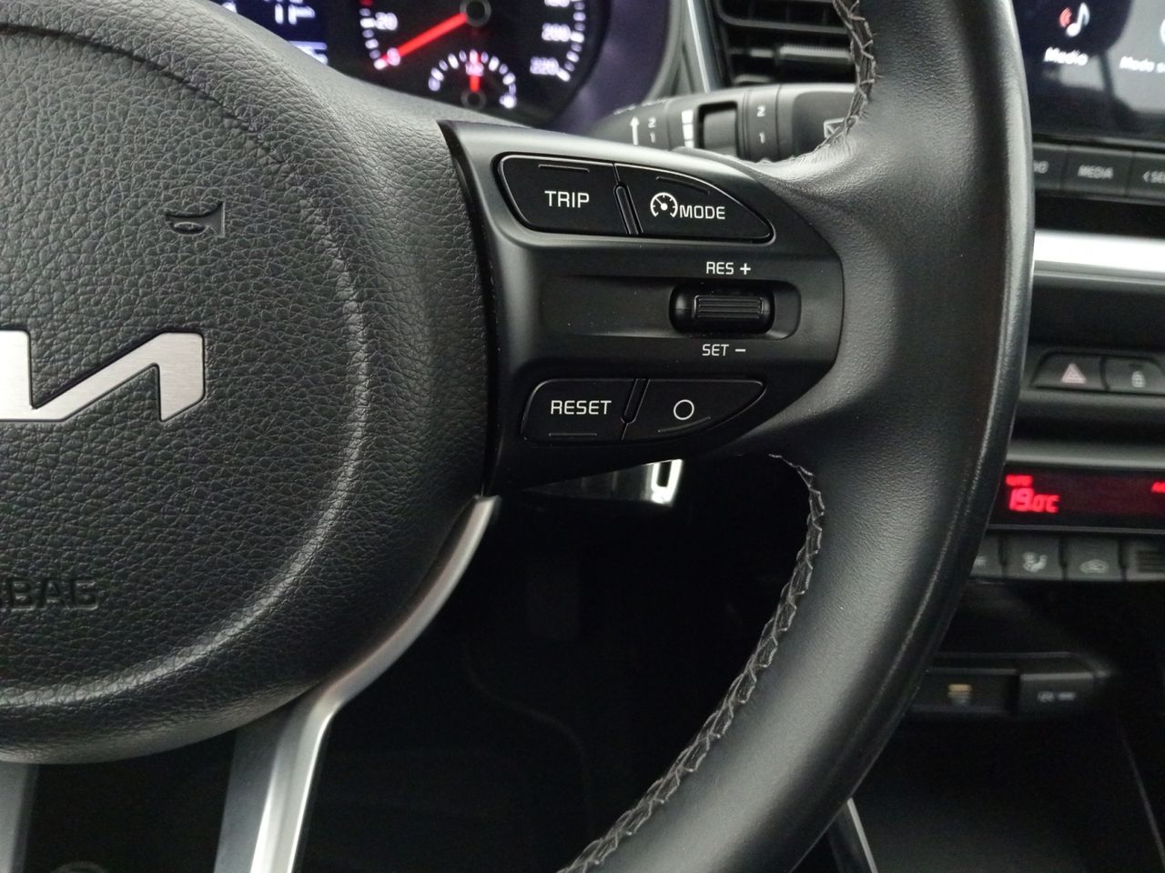 Foto Kia Stonic 17