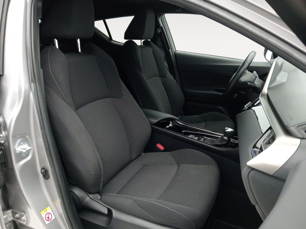 Foto Toyota C-HR 8