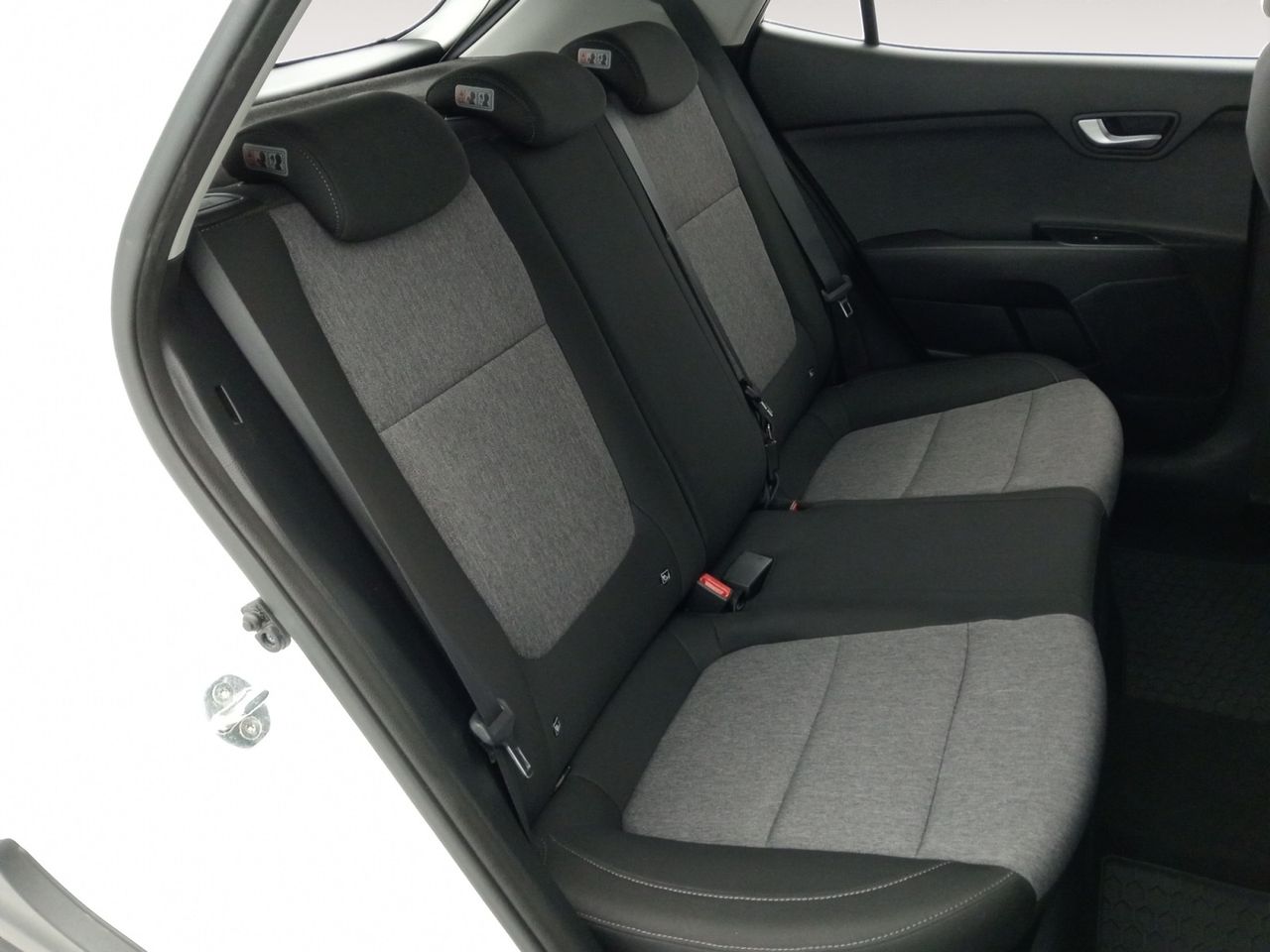 Foto Kia Stonic 9
