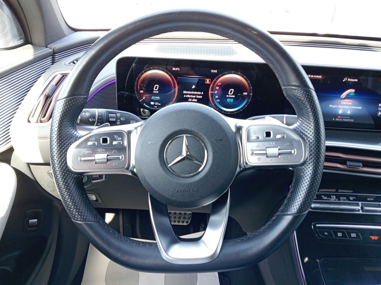 Foto Mercedes-Benz EQC 7
