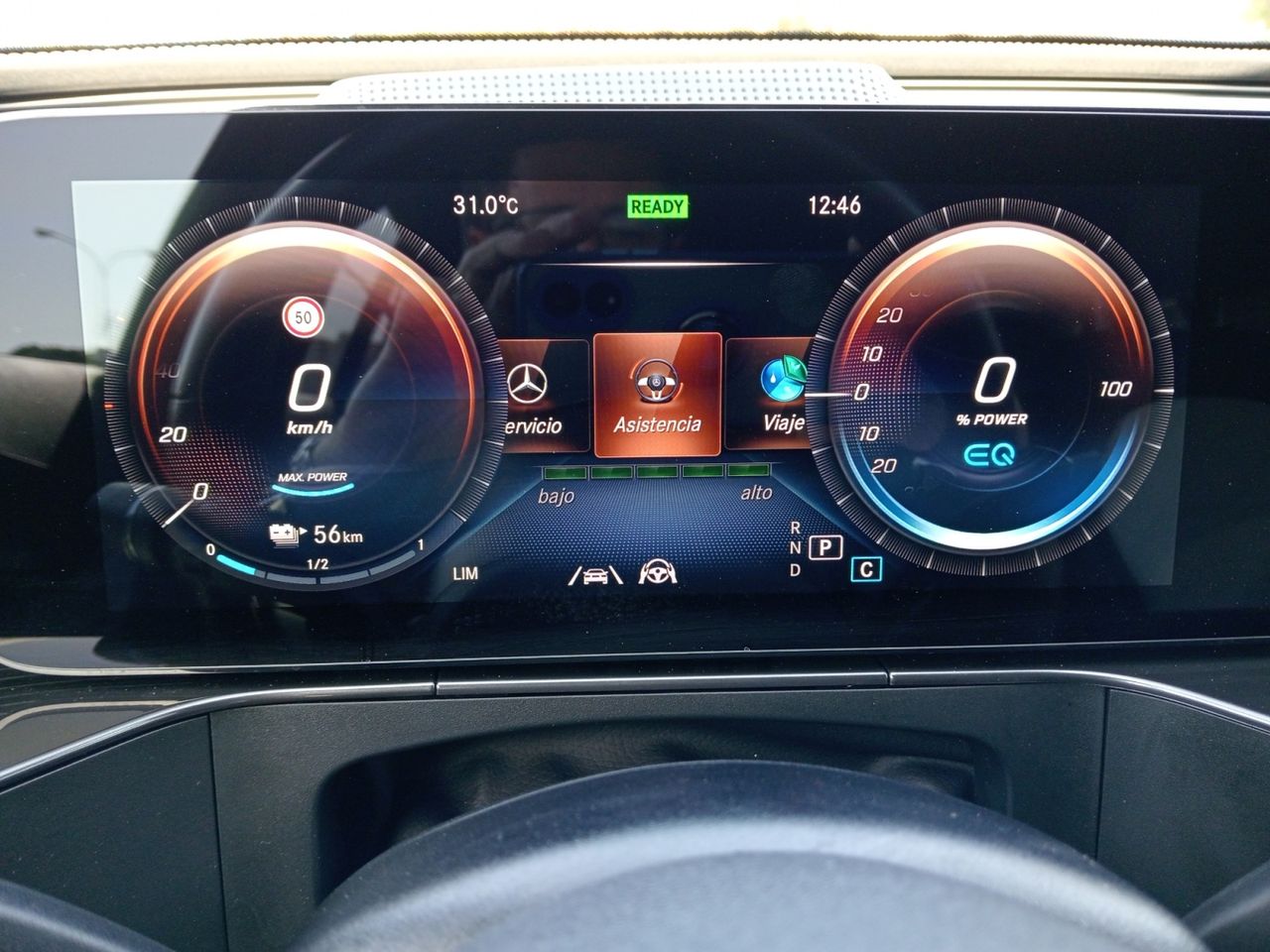 Foto Mercedes-Benz EQC 11