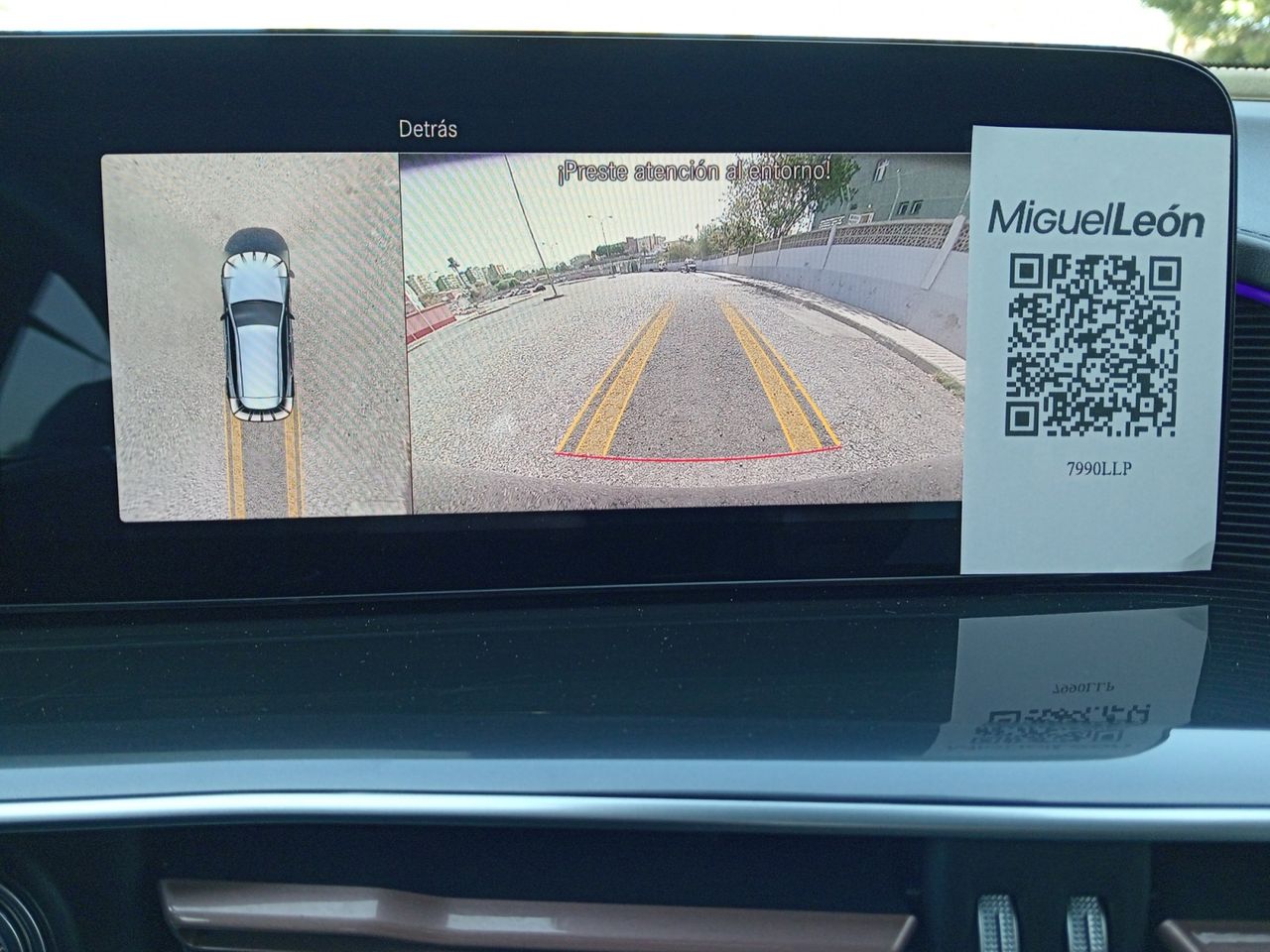 Foto Mercedes-Benz EQC 14