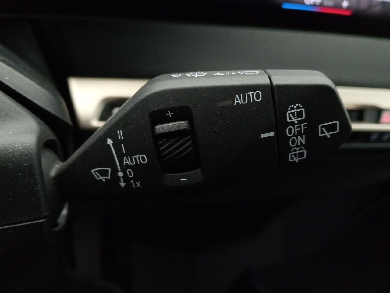 Foto BMW iX3 19