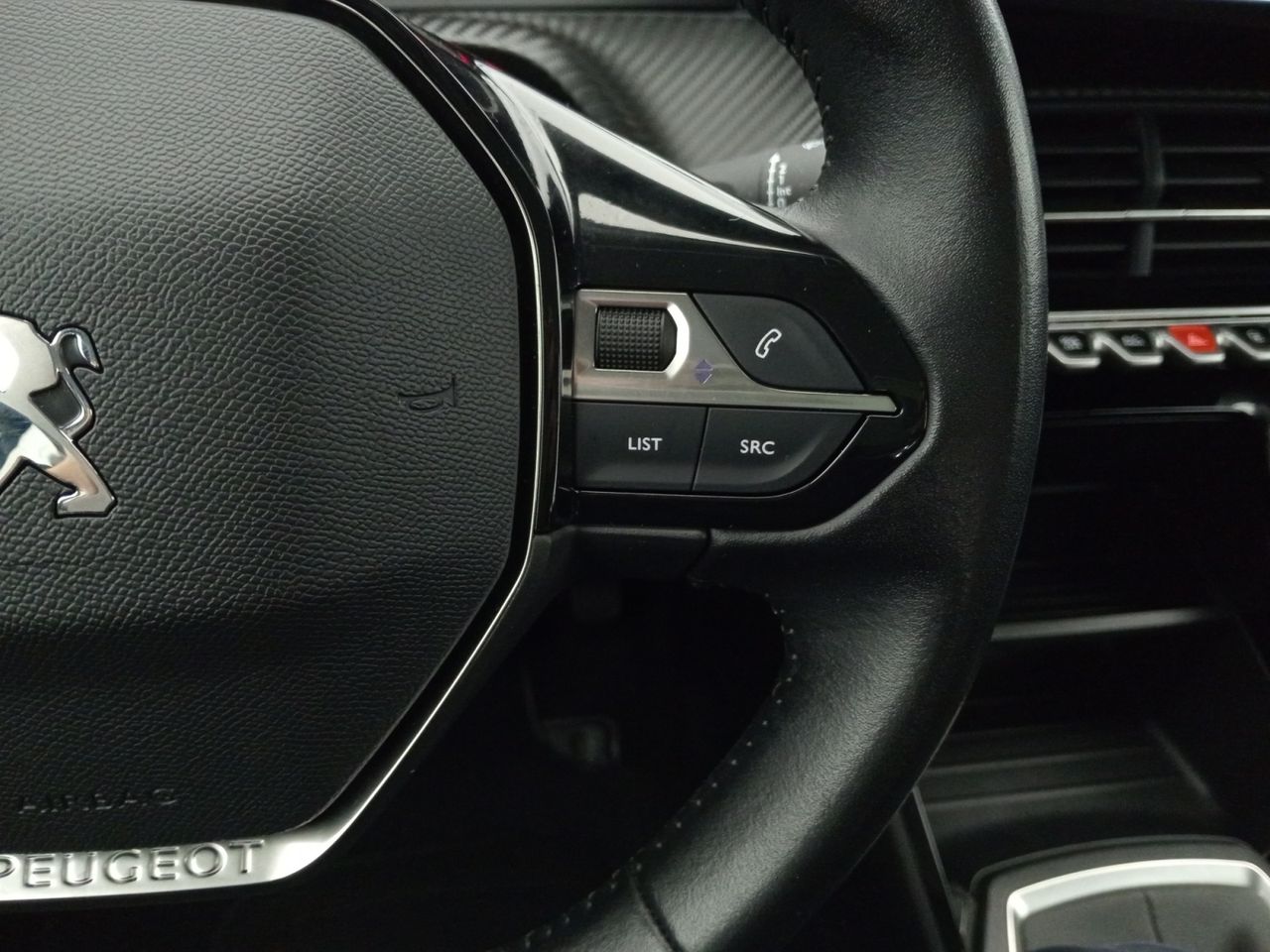 Foto Peugeot 2008 16