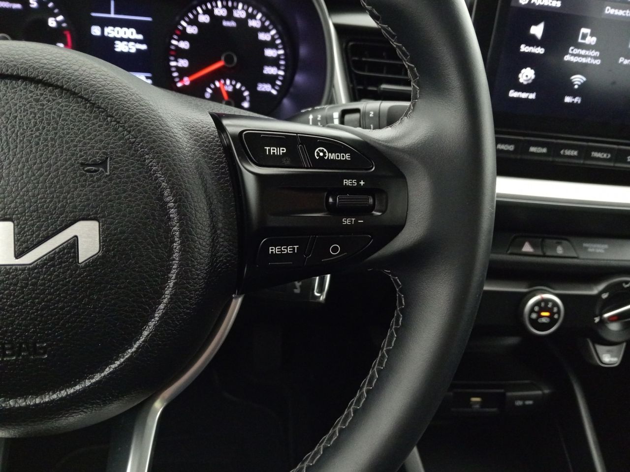 Foto Kia Stonic 15