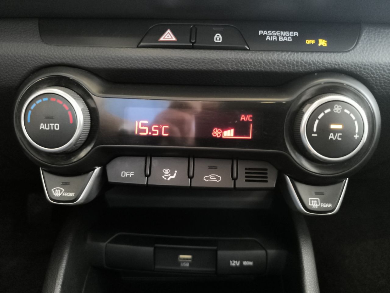 Foto Kia Rio 15