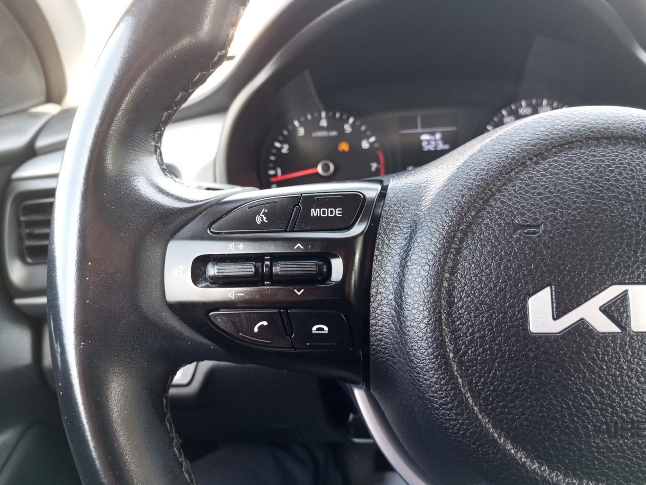 Foto Kia Rio 16