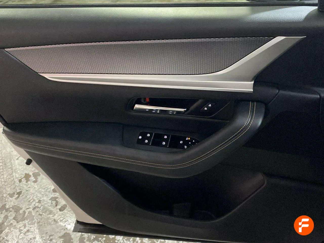 Foto Mazda CX-60 22